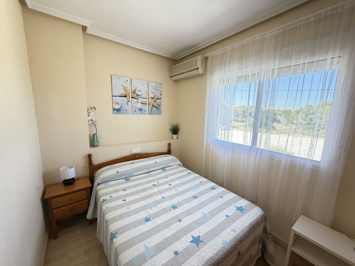 3 slaapkamer Huis te koop in Playa Flamenca met zwembad - € 280.000 (Ref: 9990232)