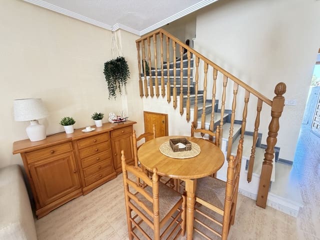 3 slaapkamer Huis te koop in Playa Flamenca, Orihuela met zwembad - € 280.000 (Ref: 9990232)