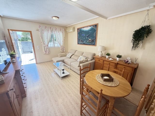 3 slaapkamer Huis te koop in Playa Flamenca, Orihuela met zwembad - € 280.000 (Ref: 9990232)