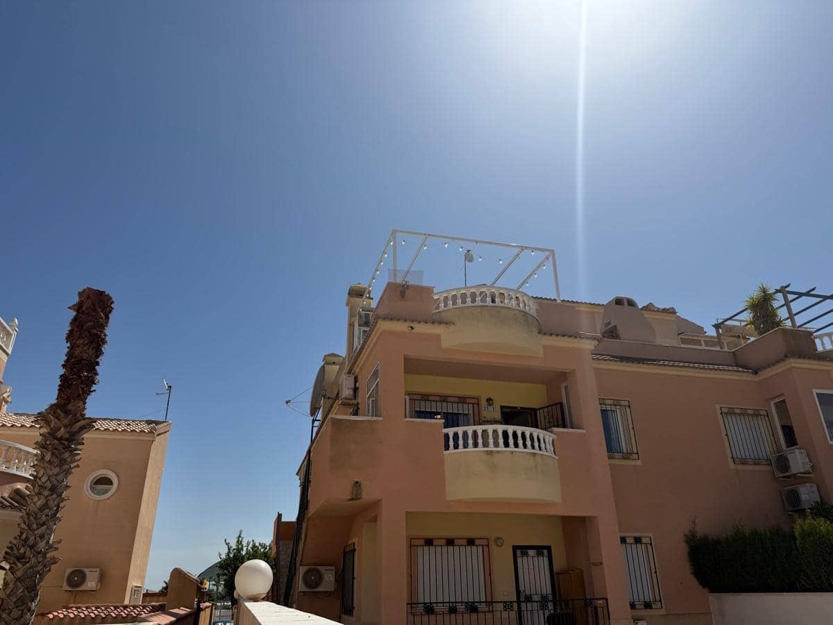 Apartamento de 3 habitaciones en Cabo Roig en venta con piscina - 194.950 € (Ref: 9990233)