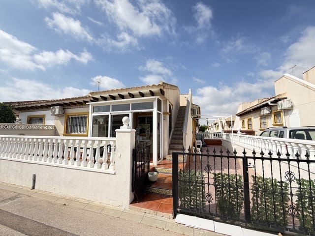 2 slaapkamer Huis te koop in La Zenia, Orihuela met zwembad - € 225.000 (Ref: 9990238)