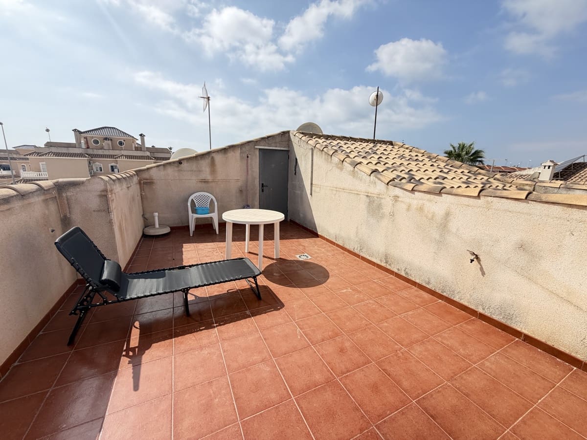 2 slaapkamer Huis te koop in La Zenia met zwembad - € 225.000 (Ref: 9990238)