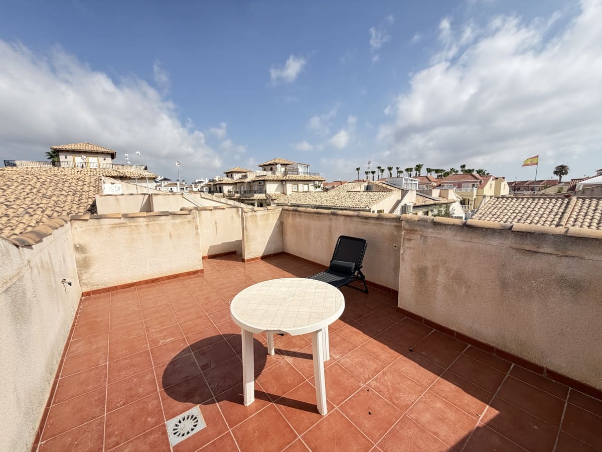 2 slaapkamer Huis te koop in La Zenia met zwembad - € 225.000 (Ref: 9990238)