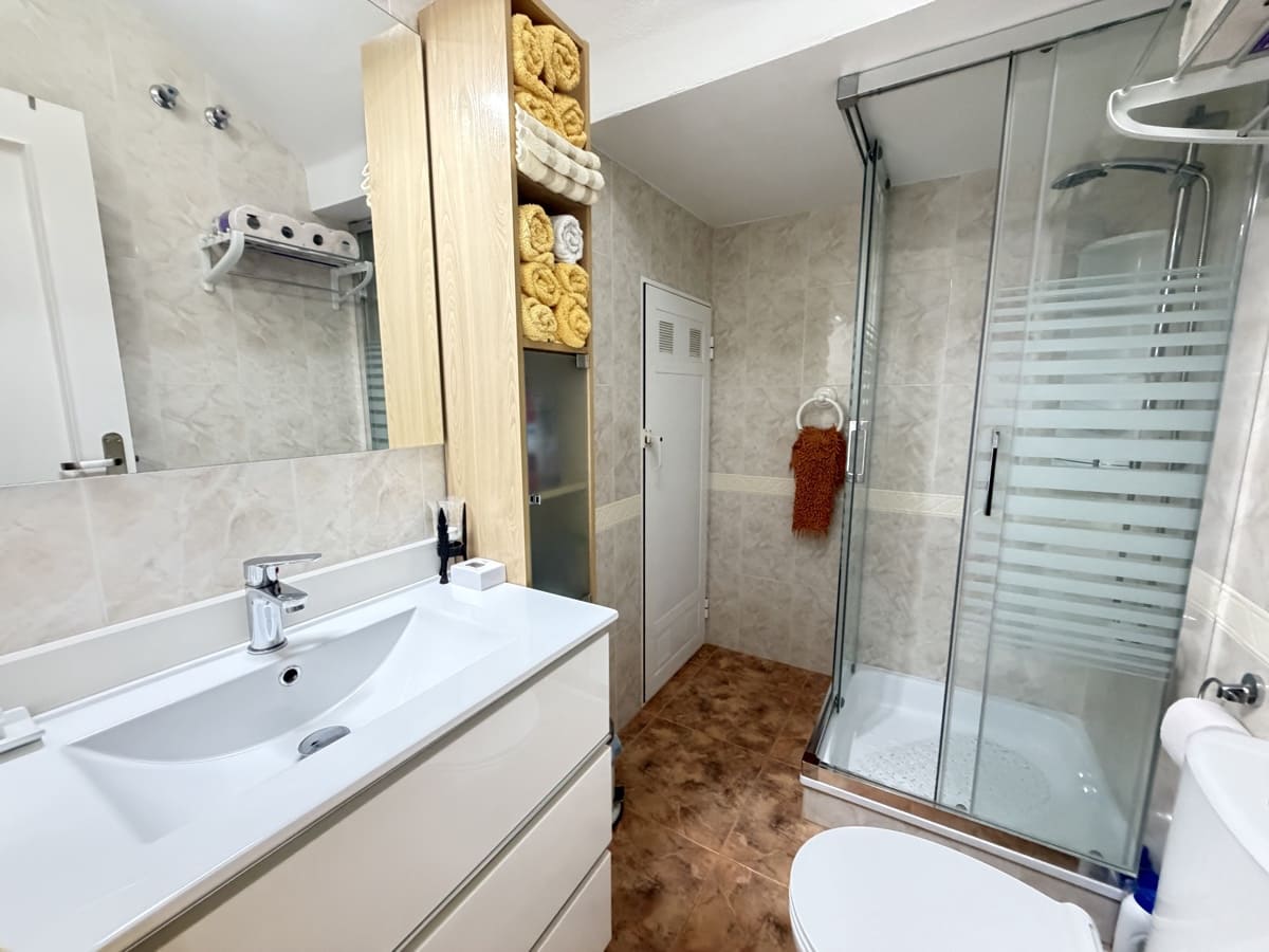 2 soverom Kjedet enebolig til salgs i La Zenia med svømmebasseng - € 269 000 (Ref: 9990243)