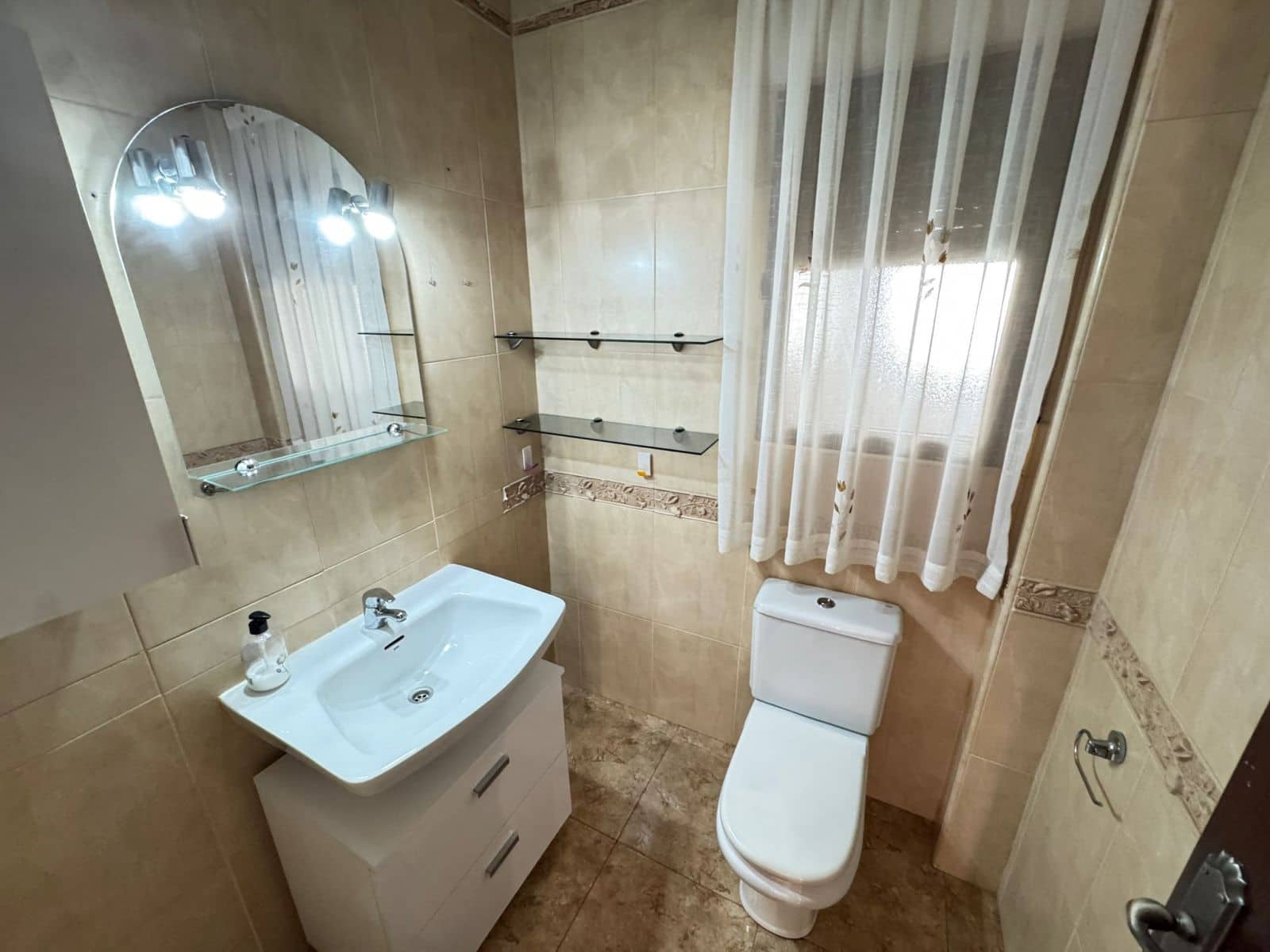 3 soveværelse Byhus til salg i San Miguel de Salinas med swimmingpool garage - € 249.000 (Ref: 9990254)