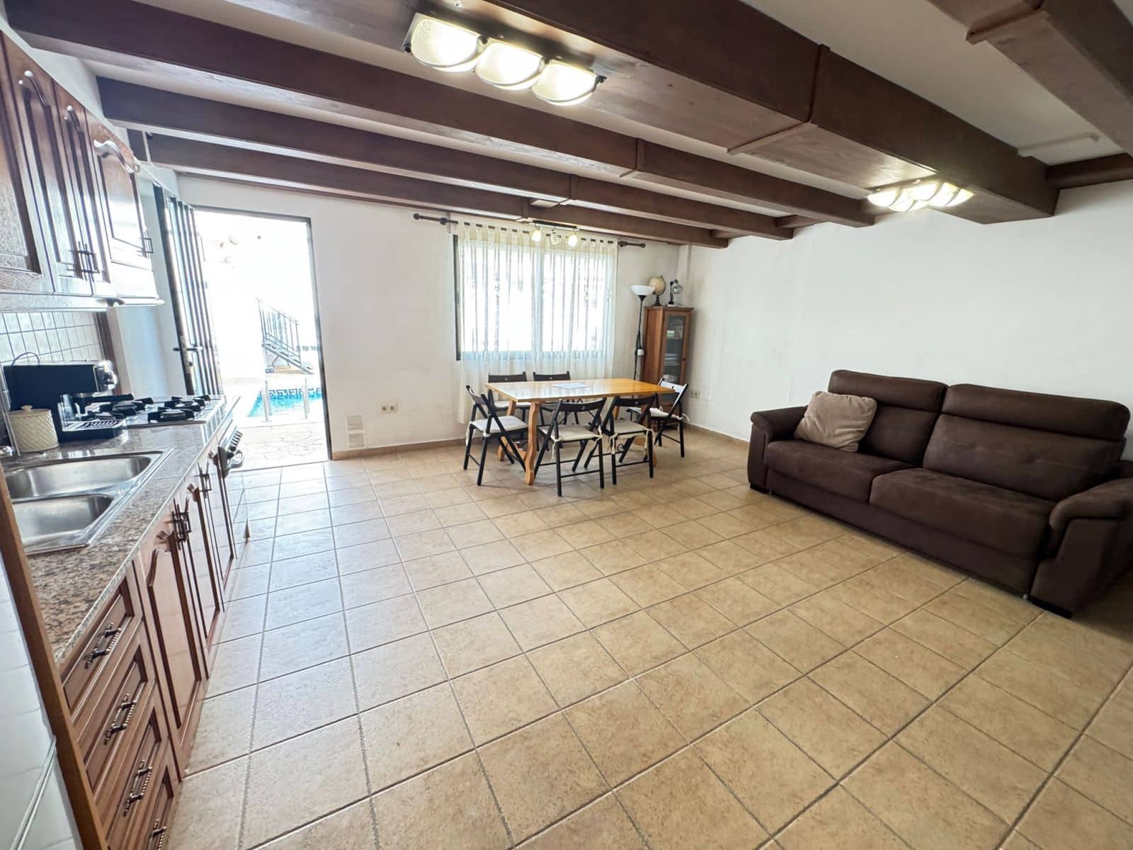 3 soveværelse Byhus til salg i San Miguel de Salinas med swimmingpool garage - € 249.000 (Ref: 9990254)