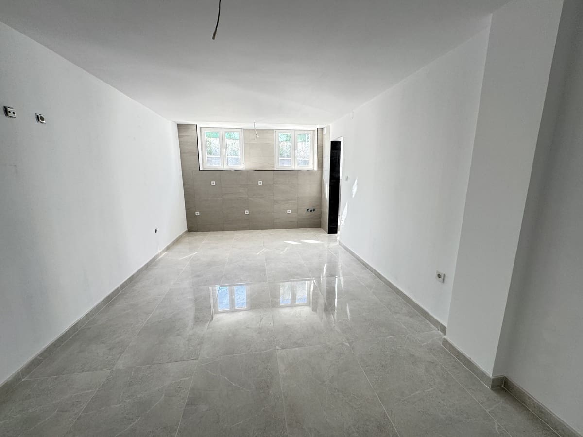 4 slaapkamer Villa te koop in Los Balcones met zwembad garage - € 599.000 (Ref: 9990257)