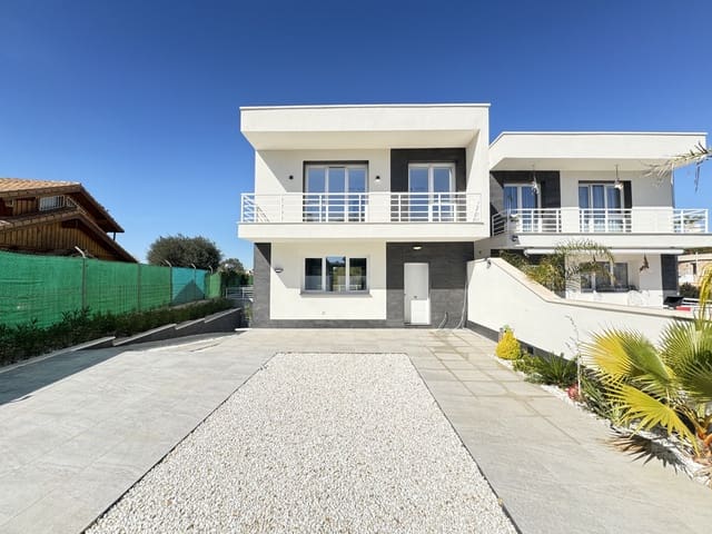 4 slaapkamer Villa te koop in Los Balcones met zwembad garage - € 599.000 (Ref: 9990257)