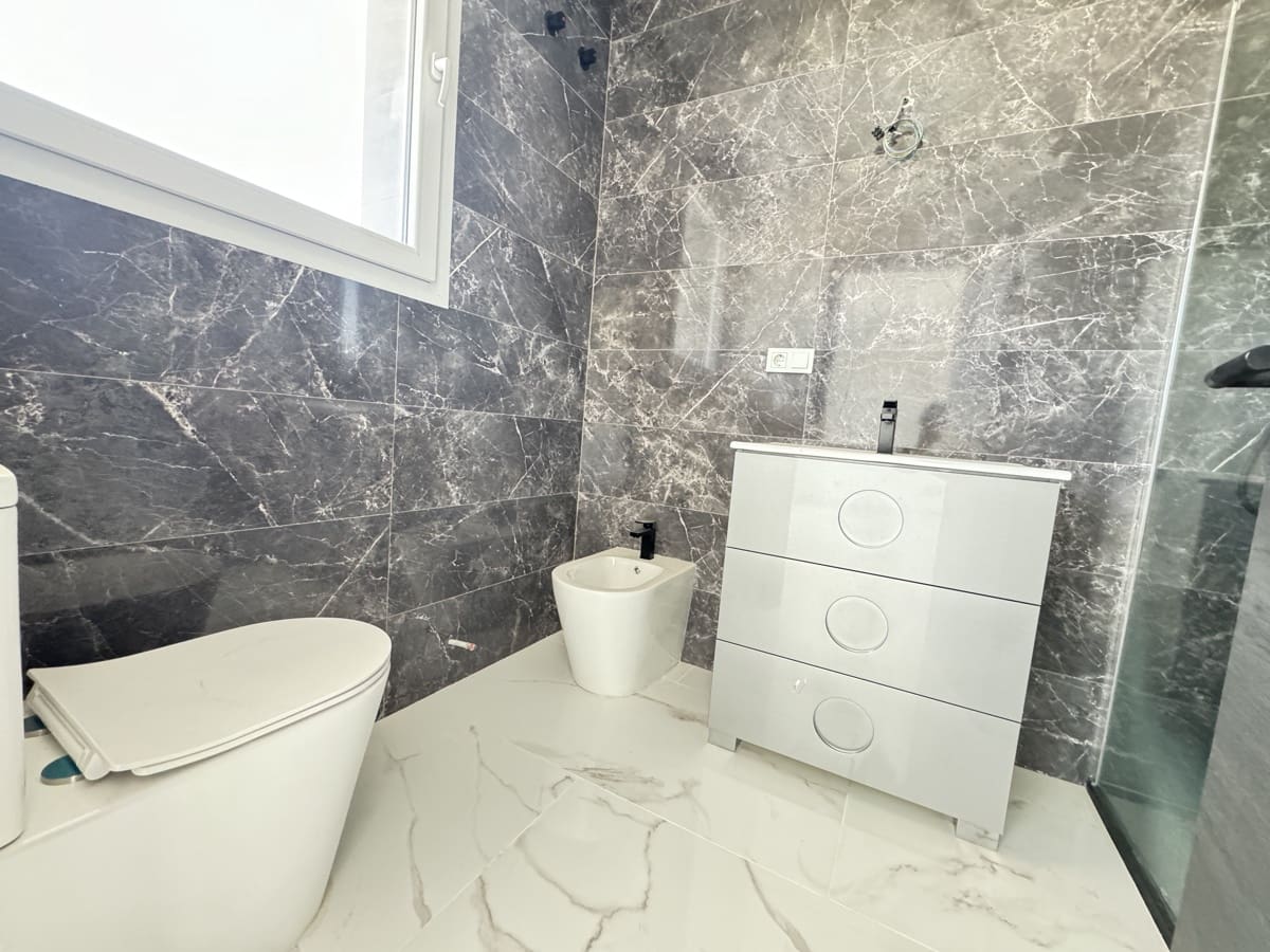 4 slaapkamer Villa te koop in Los Balcones met zwembad garage - € 599.000 (Ref: 9990257)