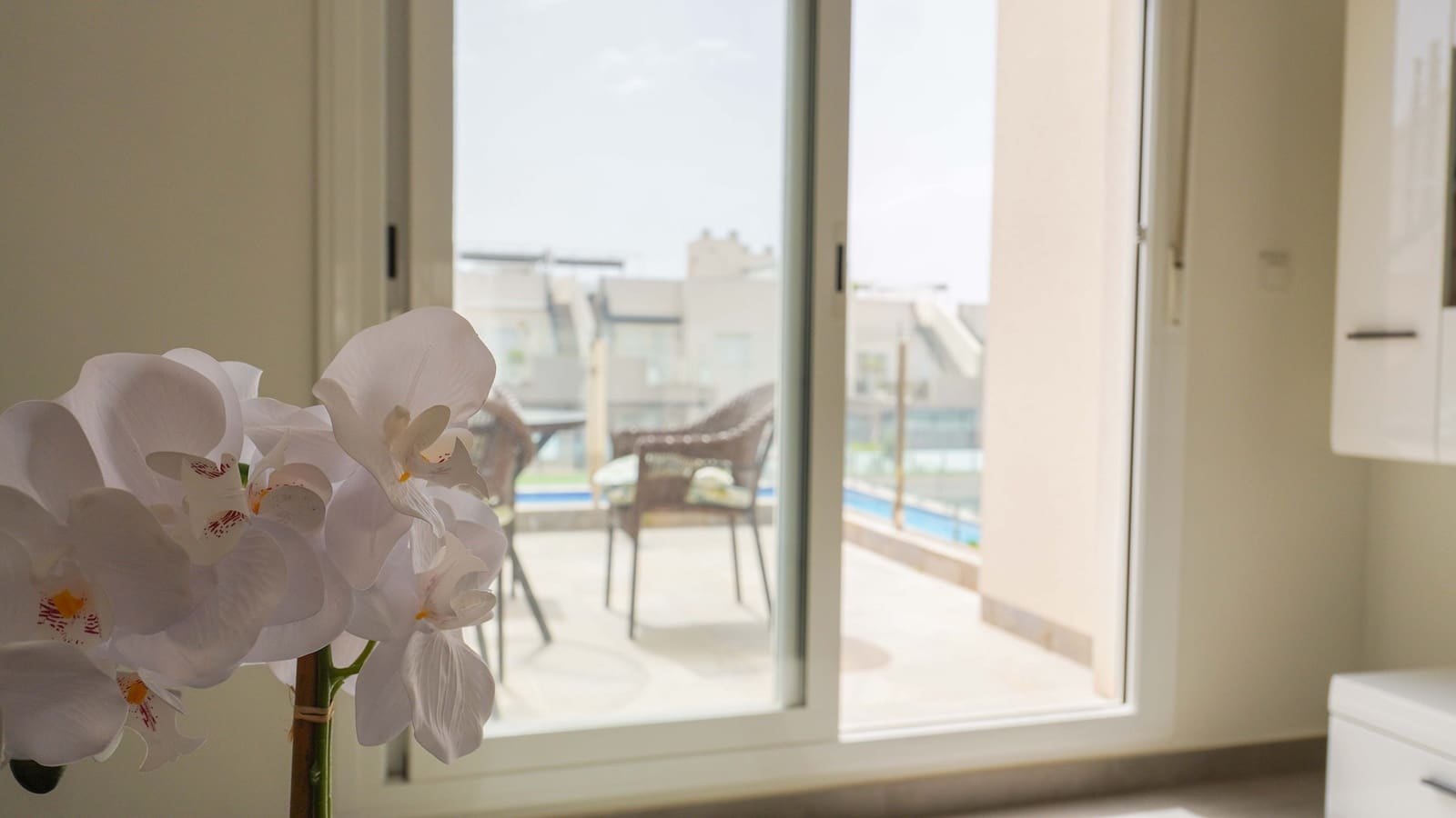 Apartamento de 2 habitaciones en Aguas Nuevas en venta con piscina garaje - 285.000 € (Ref: 9990263)