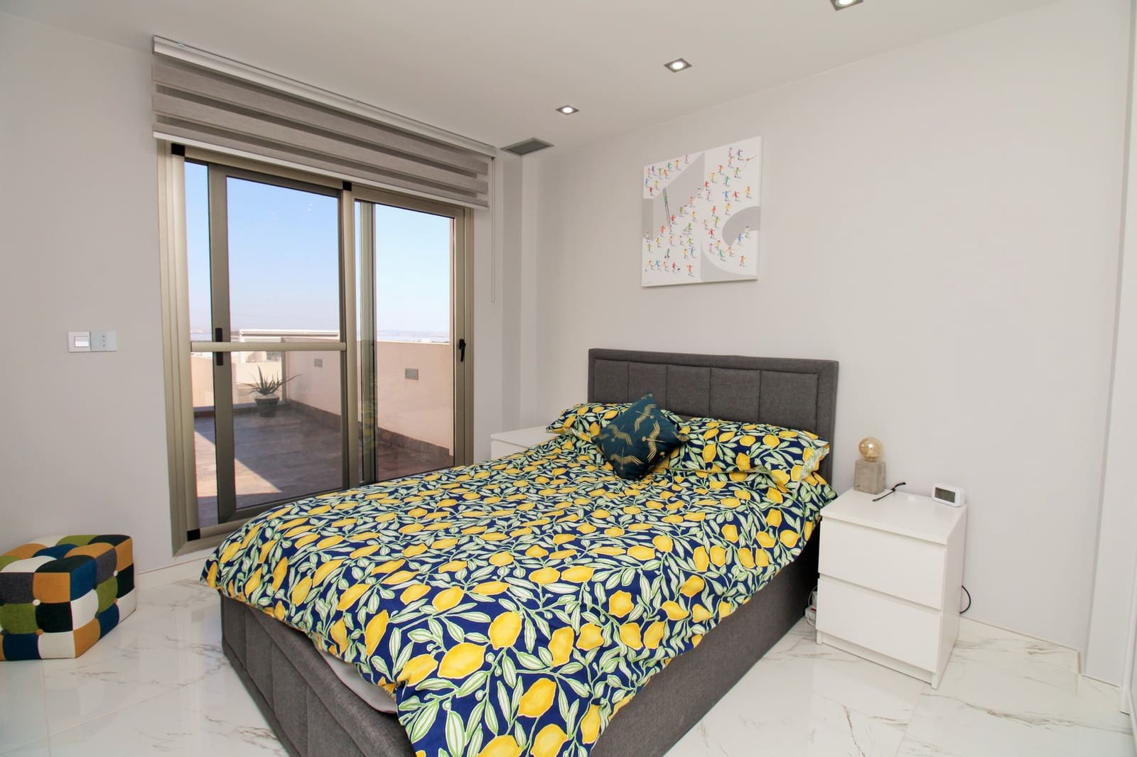 3 soveværelse Villa til salg i Villamartin med swimmingpool garage - € 375.000 (Ref: 9993905)