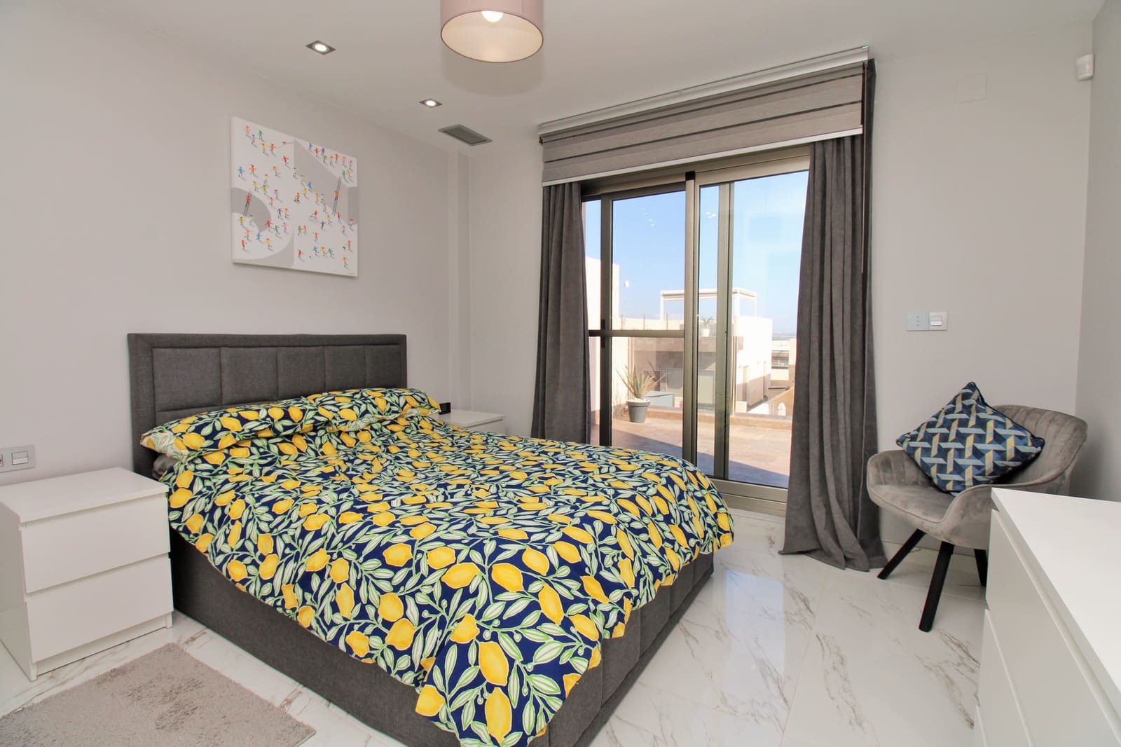 3 soveværelse Villa til salg i Villamartin med swimmingpool garage - € 375.000 (Ref: 9993905)