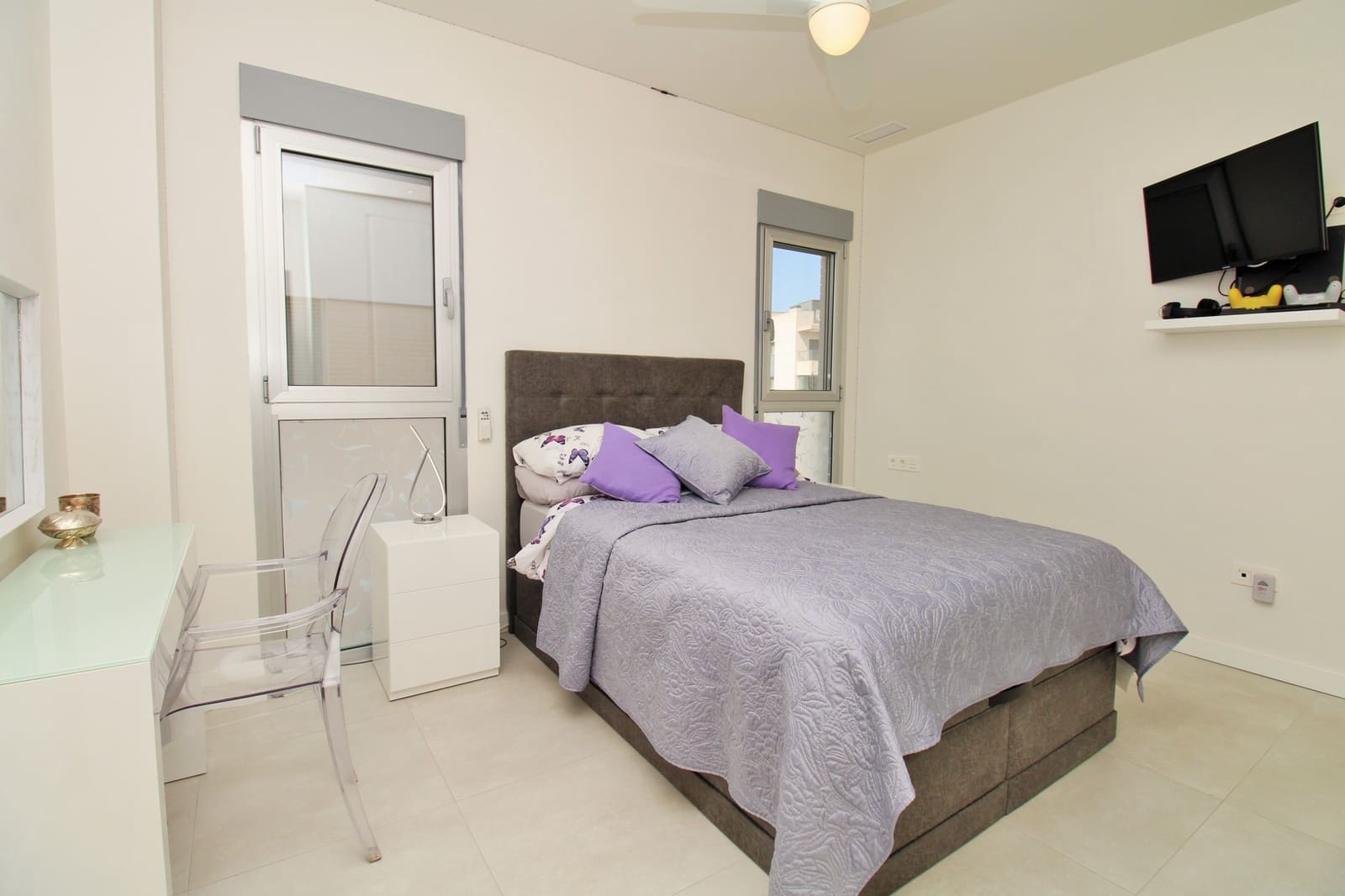 2 soverom Leilighet til salgs i Villamartin med svømmebasseng garasje - € 249 950 (Ref: 9993906)