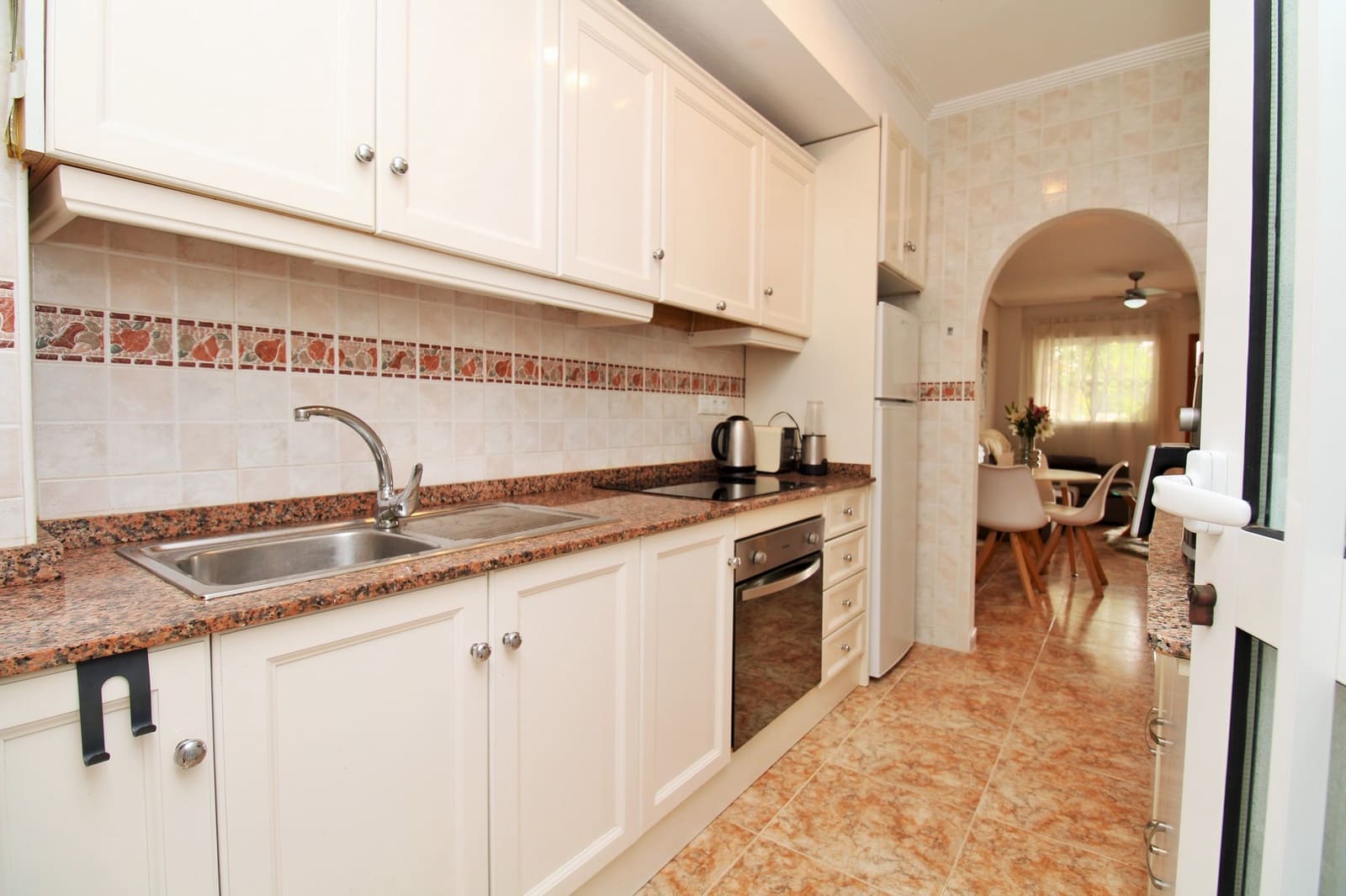 2 slaapkamer Appartement te koop in Orihuela Costa met zwembad garage - € 149.950 (Ref: 9993907)