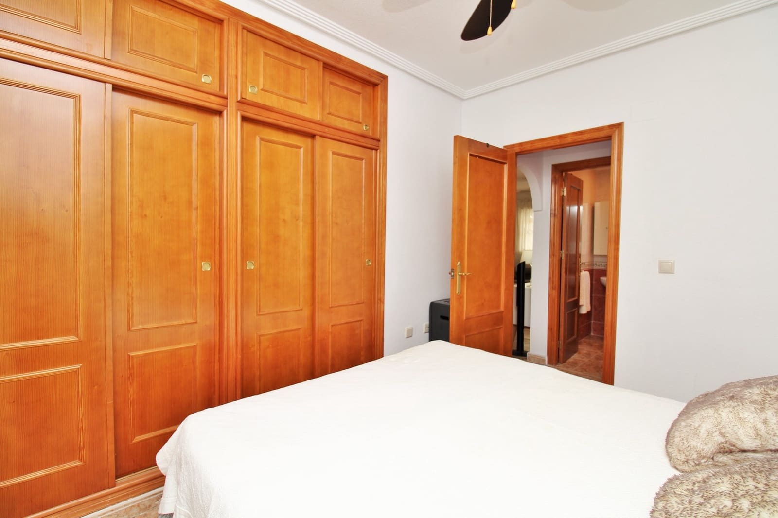 2 slaapkamer Appartement te koop in Orihuela Costa met zwembad garage - € 149.950 (Ref: 9993907)