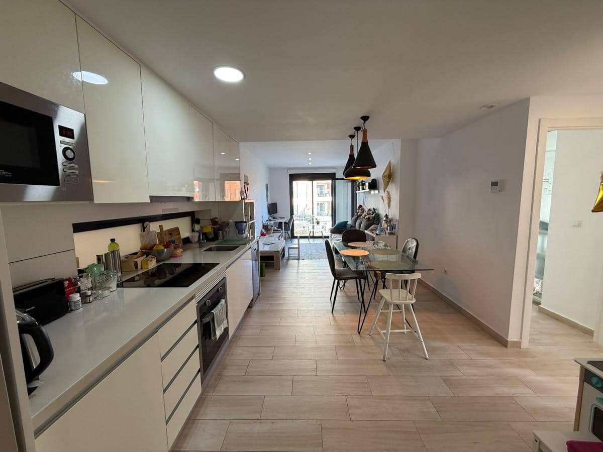 2 soverom Leilighet til salgs i Villamartin med svømmebasseng garasje - € 199 900 (Ref: 9996647)