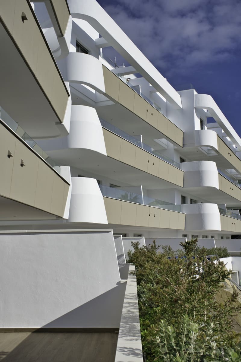 2 bedroom Apartment for sale in Sotogrande - € 439,000 (Ref: 7196075)