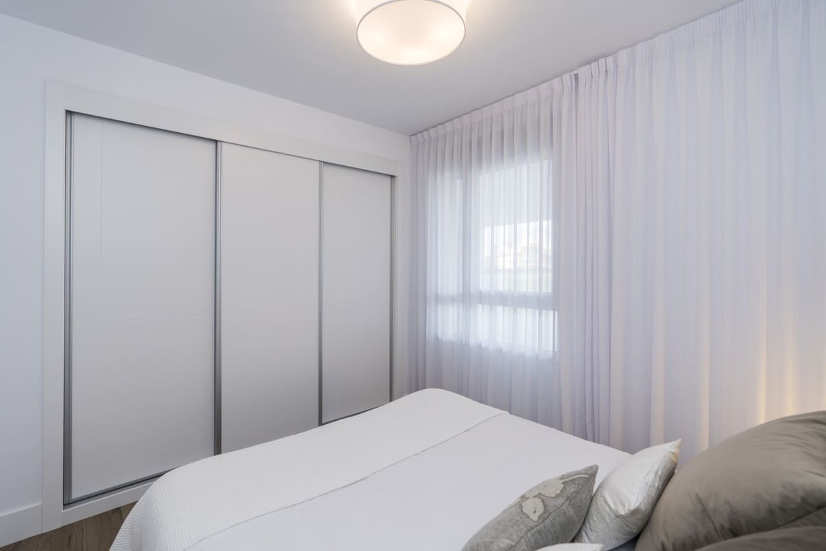 2 bedroom Apartment for sale in Sotogrande - € 439,000 (Ref: 7196075)