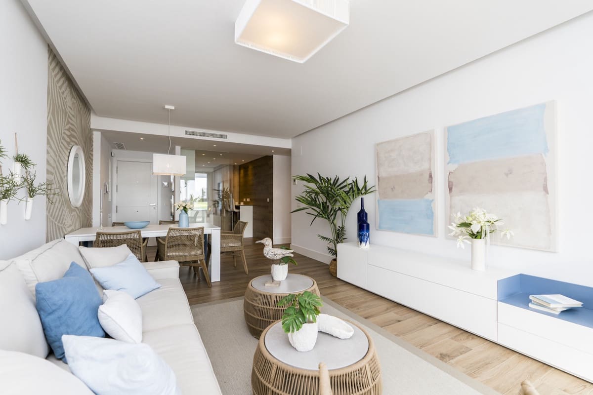 2 bedroom Apartment for sale in Sotogrande - € 439,000 (Ref: 7196075)