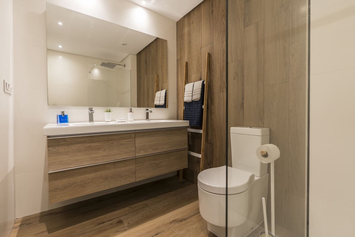 2 bedroom Apartment for sale in Sotogrande - € 439,000 (Ref: 7196075)