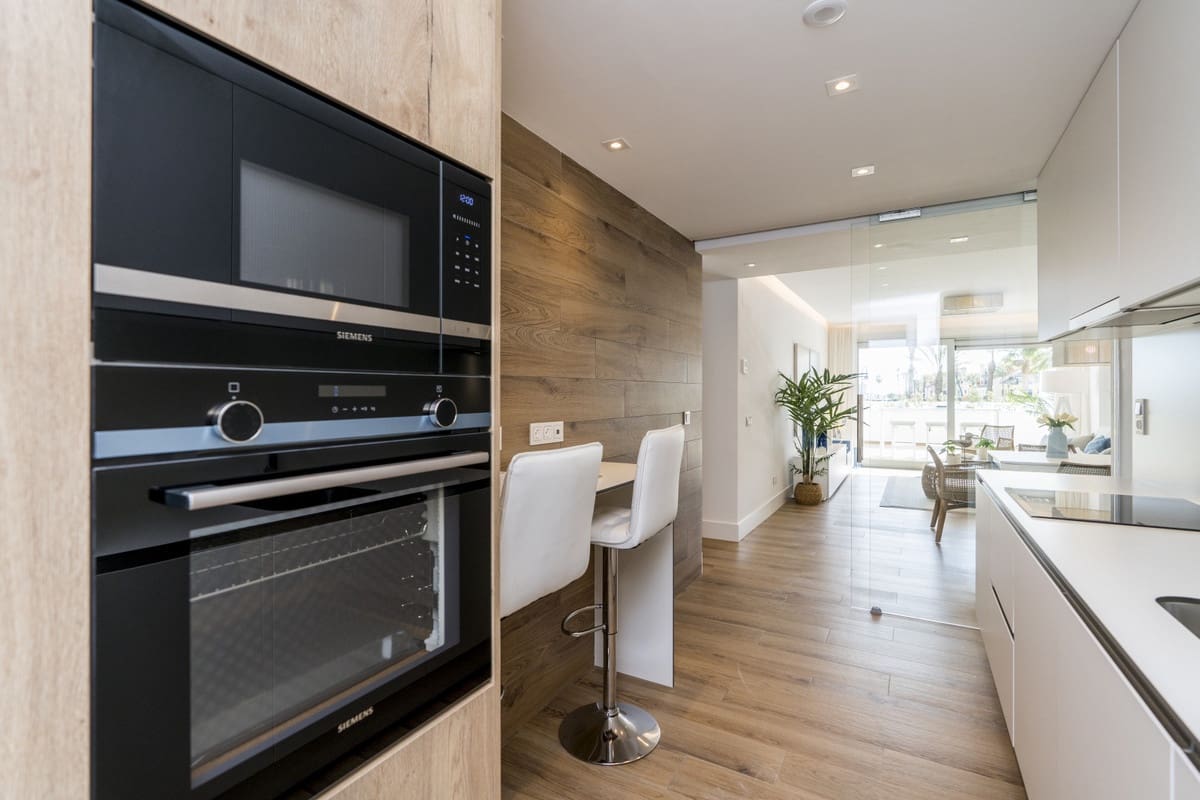 2 bedroom Apartment for sale in Sotogrande - € 439,000 (Ref: 7196075)