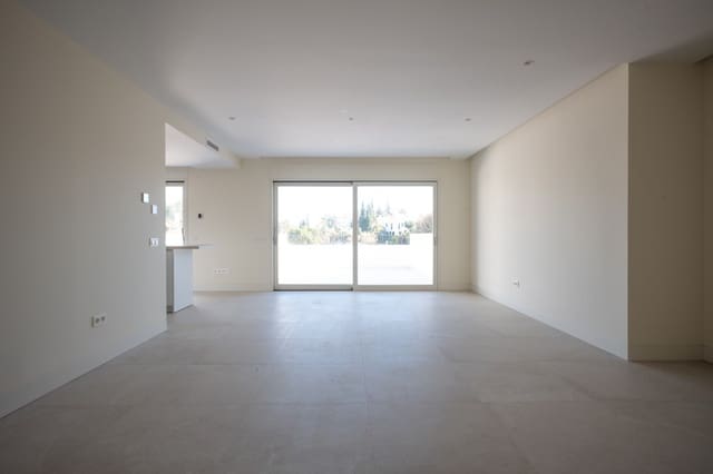 3 bedroom Penthouse for sale in Marbella with pool garage - € 2,595,000 (Ref: 7196105)