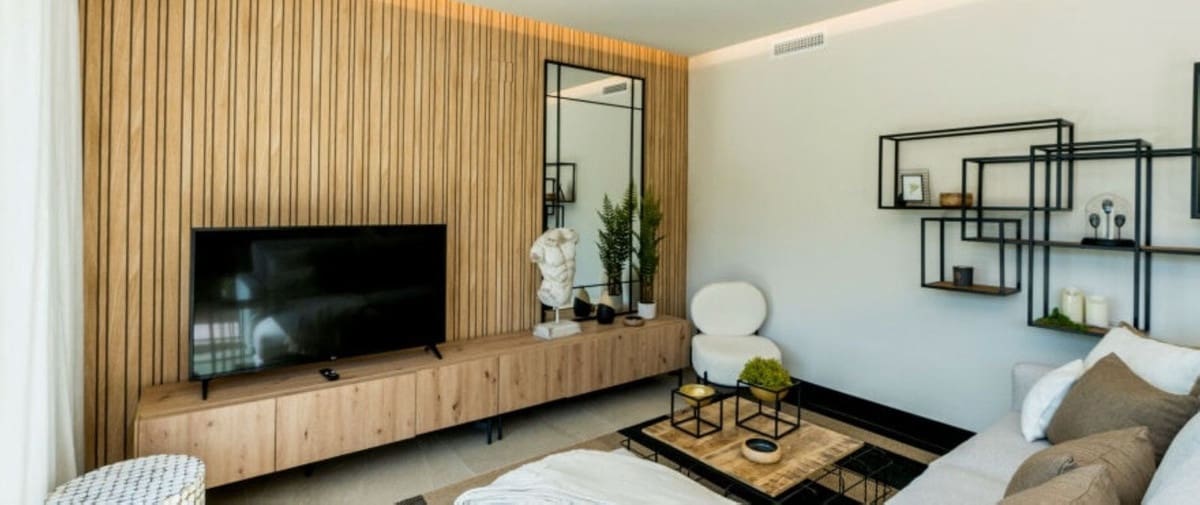 3 sypialnia Penthouse na sprzedaż w Marbella z basenem - 950 000 € (Ref: 7196119)