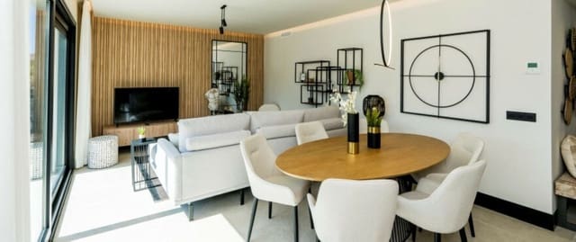 3 sypialnia Penthouse na sprzedaż w Marbella z basenem - 950 000 € (Ref: 7196119)