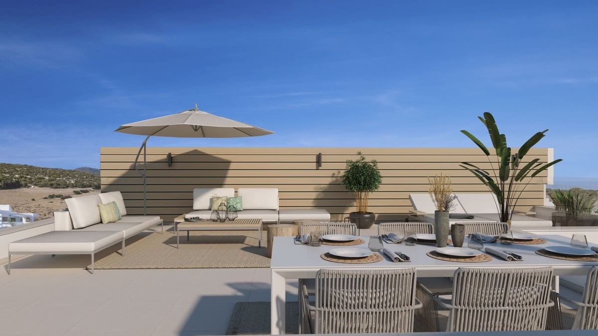 2 bedroom Penthouse for sale in Estepona with pool - € 555,000 (Ref: 7196138)