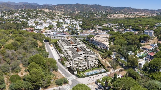 3 bedroom Penthouse for sale in Marbella with pool - € 667,820 (Ref: 7196192)