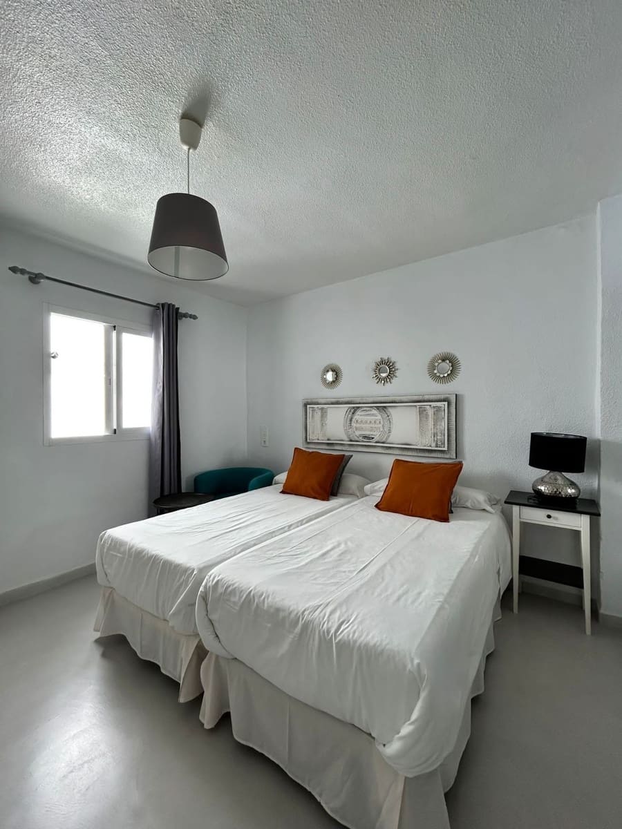 17 bedroom Hotel for sale in Marbella - € 3,300,000 (Ref: 7317830)