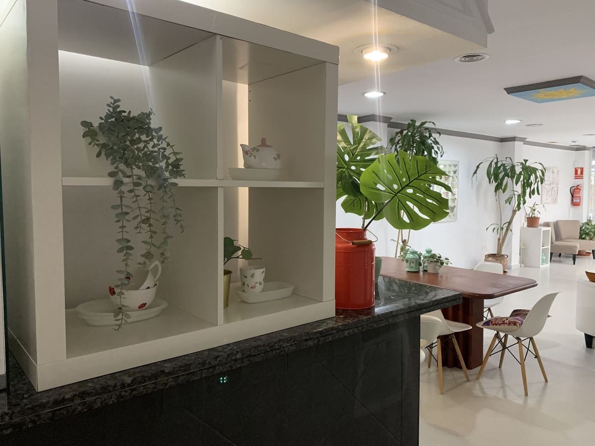 17 bedroom Hotel for sale in Marbella - € 3,300,000 (Ref: 7317830)