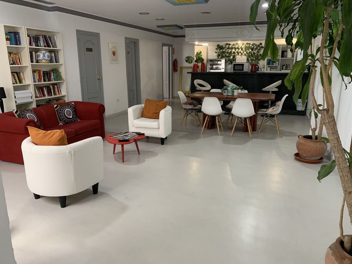 17 bedroom Hotel for sale in Marbella - € 3,300,000 (Ref: 7317830)