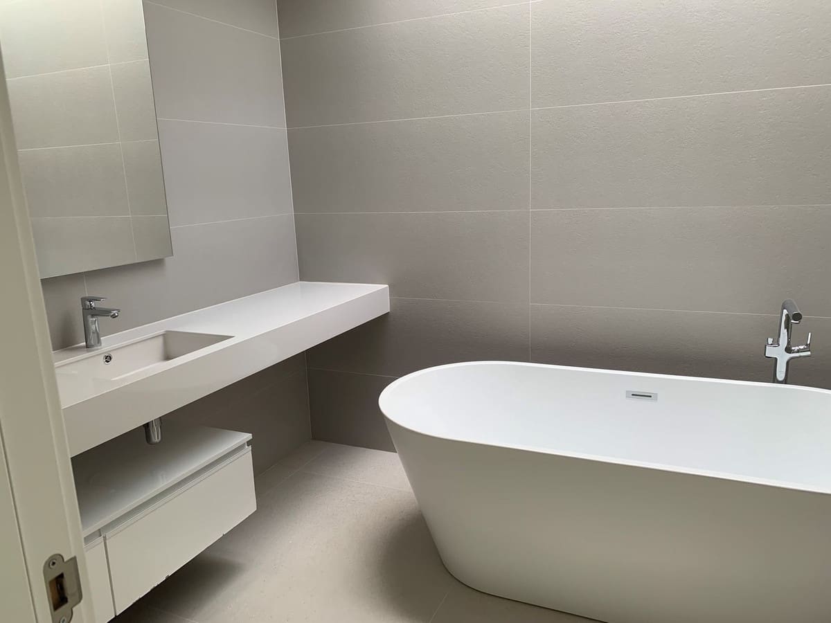 4 quarto Moradia Geminada para venda em Marbella com piscina garagem - 1 630 000 € (Ref: 7441562)