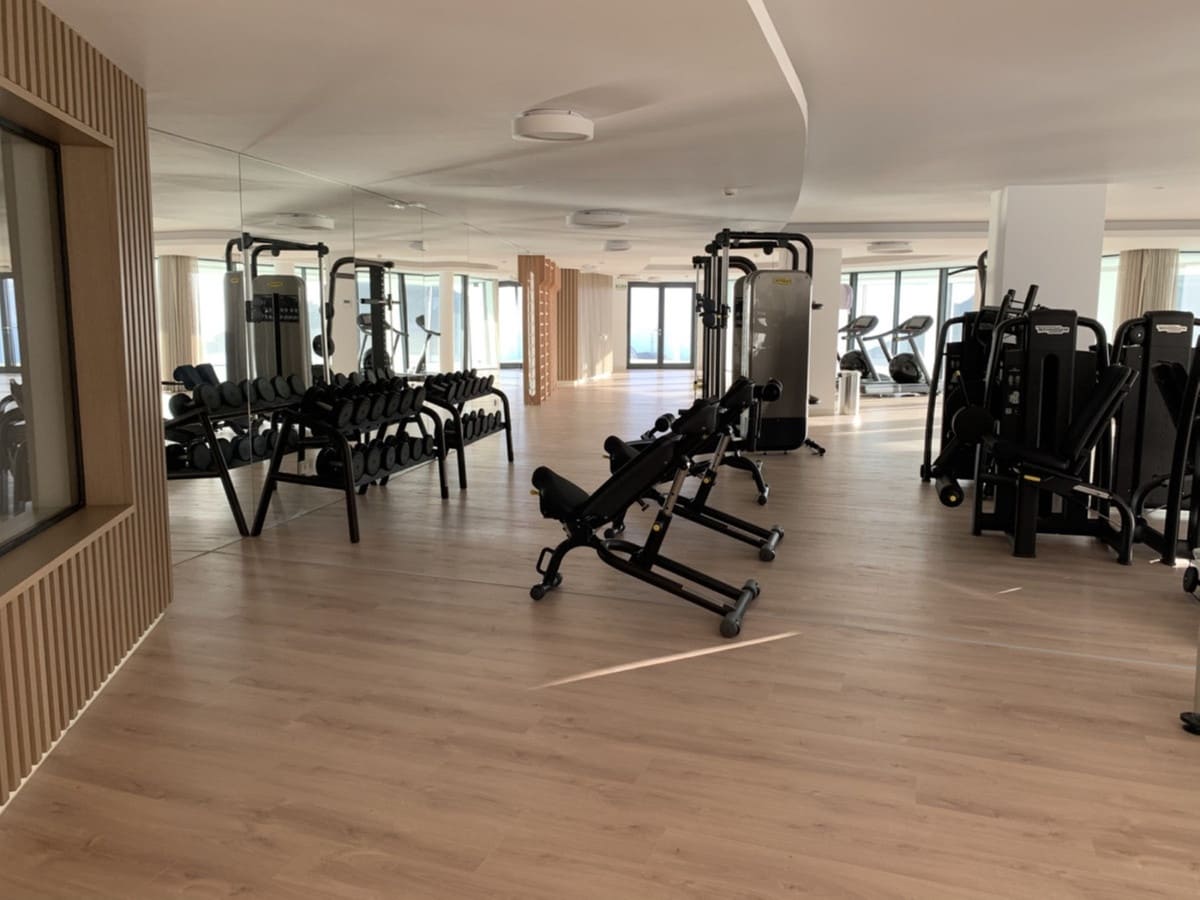 3 chambre Penthouse à vendre à Marbella avec piscine garage - 1 895 000 € (Ref: 7446904)