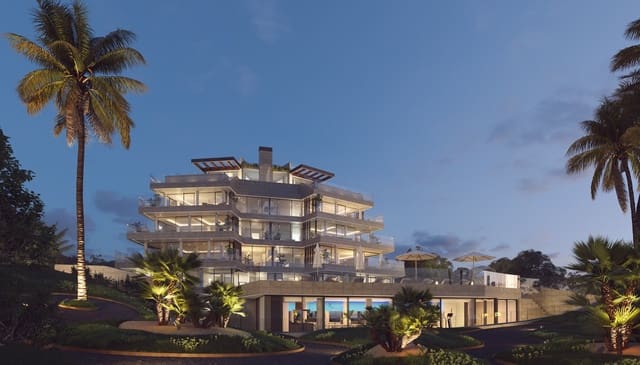 3 sovrum Takvåning till salu i Estepona med pool garage - 1 990 000 € (Ref: 7483455)