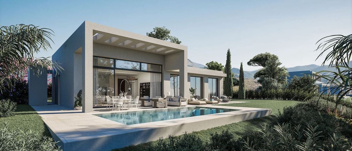 3 bedroom Villa for sale in Benahavis with pool garage - € 1,900,000 (Ref: 7559743)