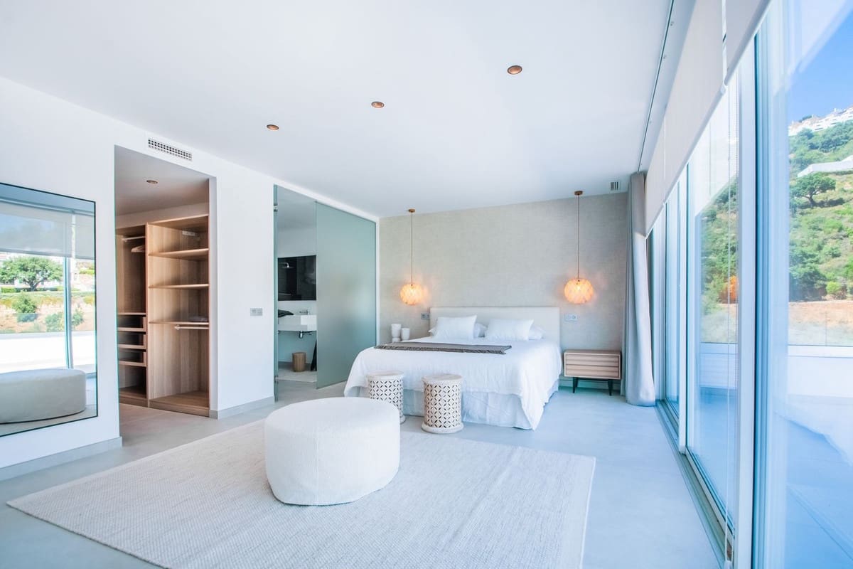 3 slaapkamer Villa te koop in Elviria met zwembad - € 1.600.000 (Ref: 8017223)