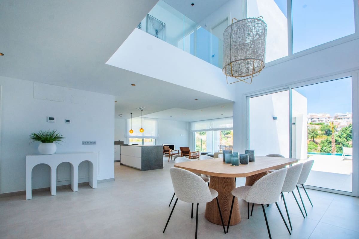 3 slaapkamer Villa te koop in Elviria met zwembad - € 1.600.000 (Ref: 8017223)