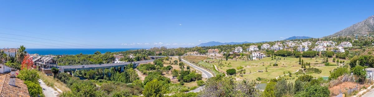 3 soverom Villa til salgs i Marbella med svømmebasseng garasje - € 1 690 000 (Ref: 8323424)