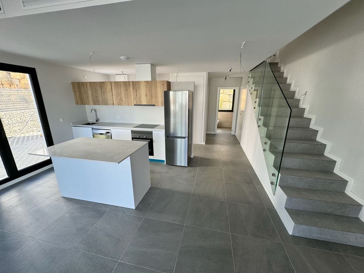 4 bedroom Townhouse for sale in Mijas with pool € 720,000 (Ref 8558149)