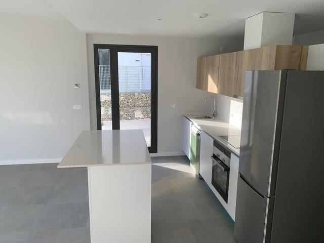 Casa de 4 habitaciones en Mijas en venta con piscina - 650.000 € (Ref: 8558149)