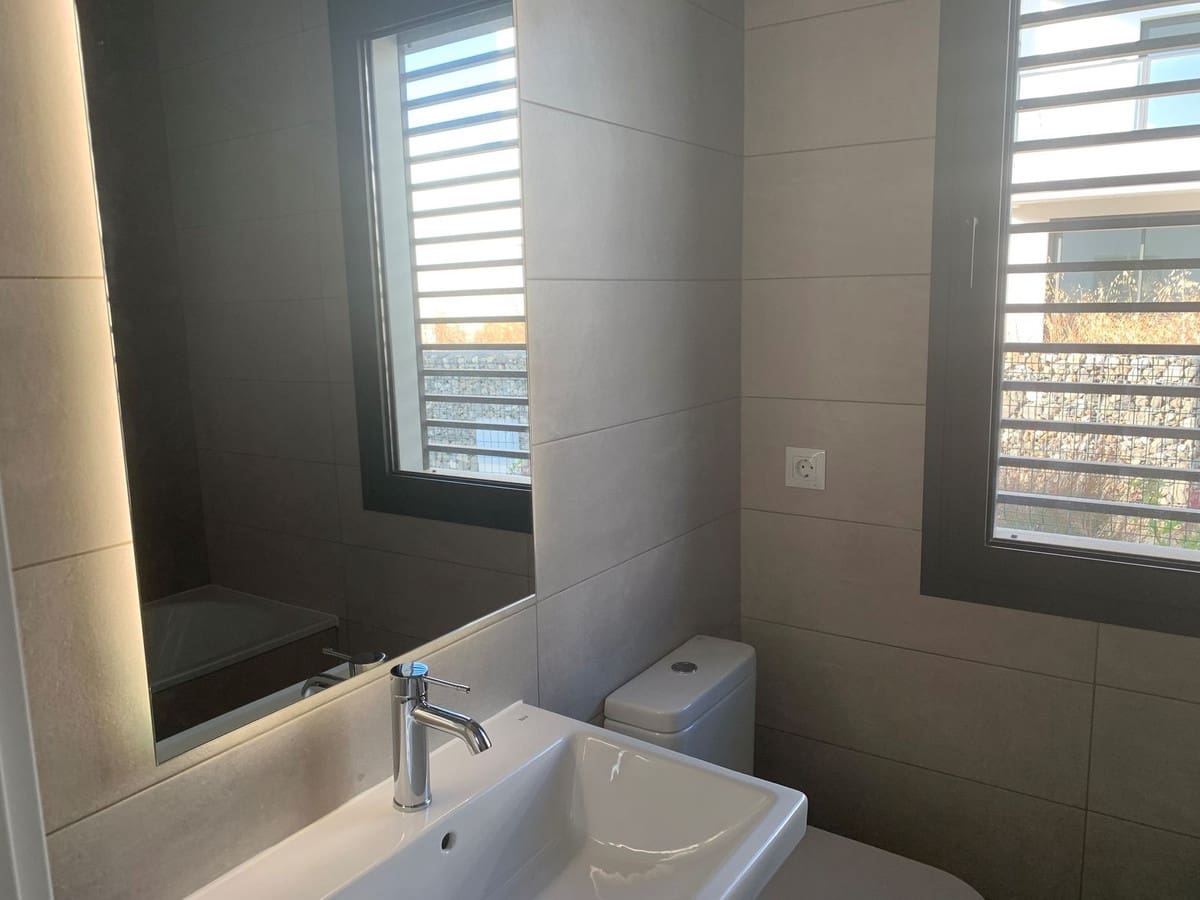 Casa de 4 habitaciones en Mijas en venta con piscina - 650.000 € (Ref: 8558149)