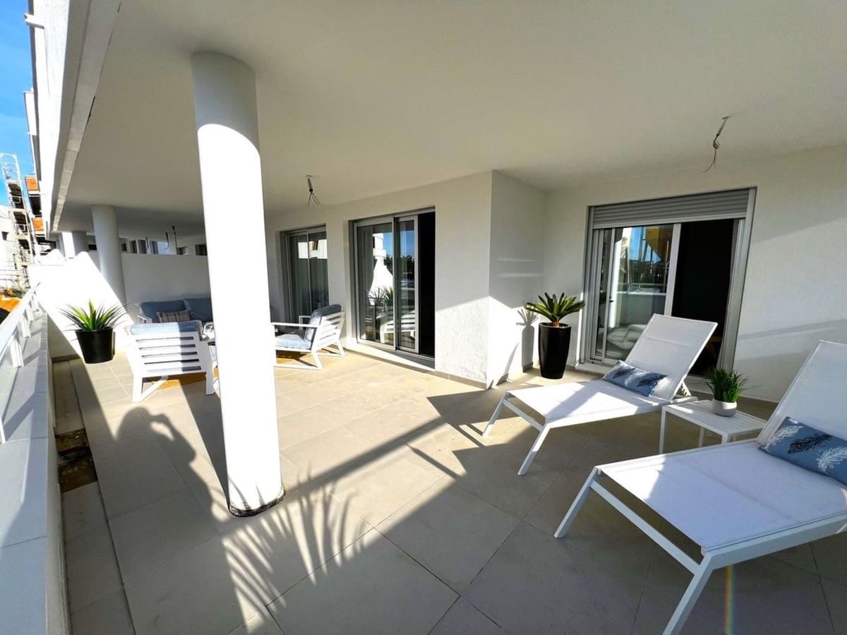 3 soverom Leilighet til salgs i Estepona med svømmebasseng garasje - € 391 000 (Ref: 8695631)