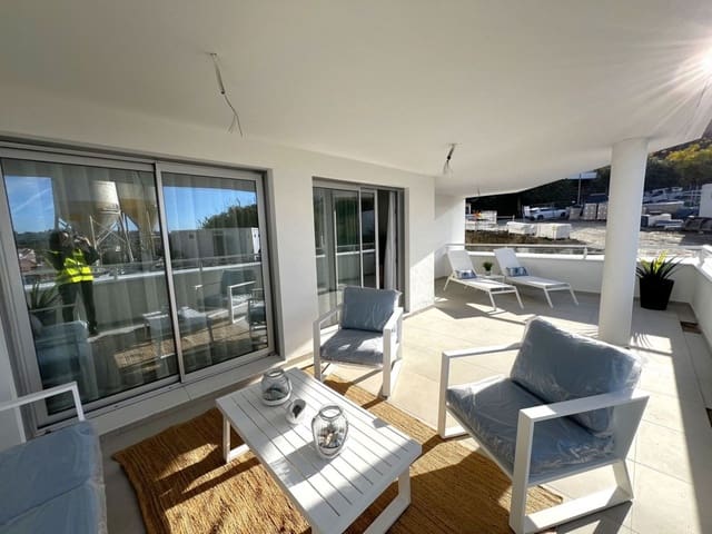 3 soverom Leilighet til salgs i Estepona med svømmebasseng garasje - € 391 000 (Ref: 8695631)
