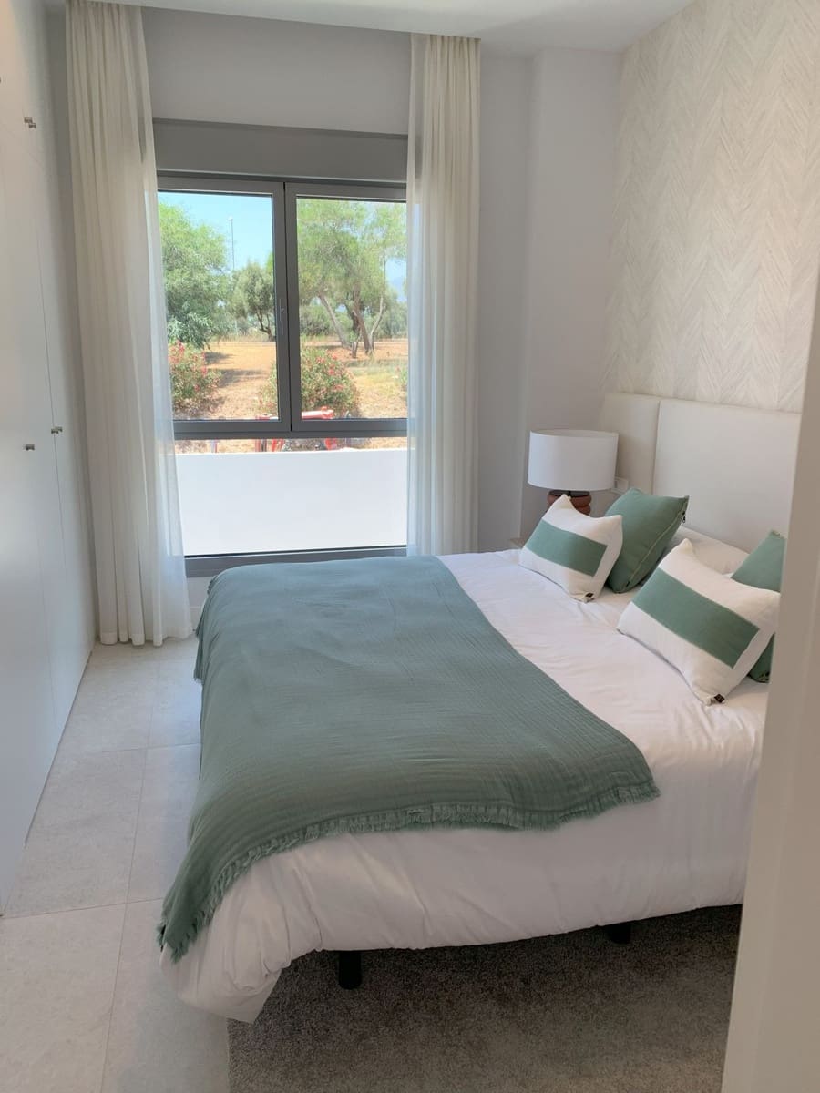 4 quarto Penthouse para venda em Marbella com piscina garagem - 1 395 000 € (Ref: 9401630)