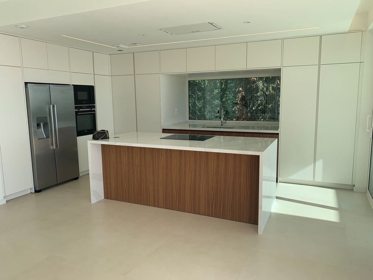 4 soverom Villa til salgs i Marbella med svømmebasseng garasje - € 4 500 000 (Ref: 9401639)