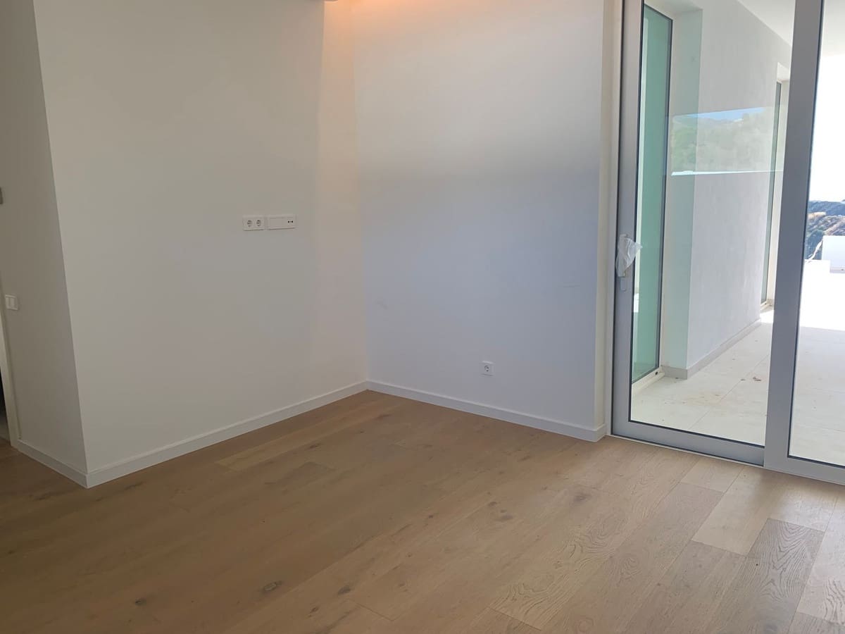 4 soverom Villa til salgs i Marbella med svømmebasseng garasje - € 4 500 000 (Ref: 9401639)