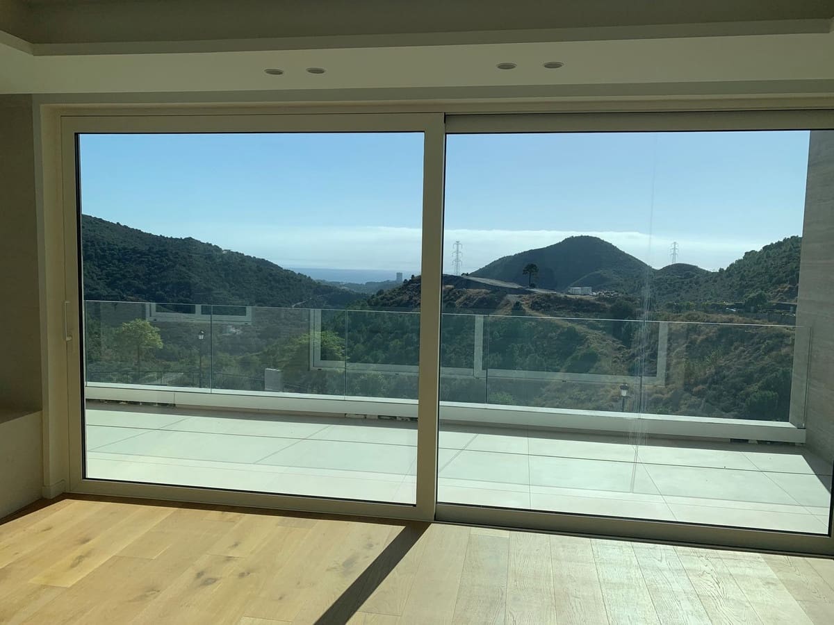 4 soverom Villa til salgs i Marbella med svømmebasseng garasje - € 4 500 000 (Ref: 9401639)