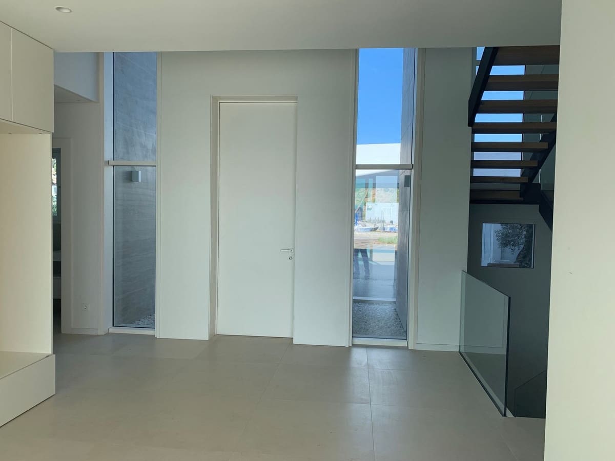 4 soverom Villa til salgs i Marbella med svømmebasseng garasje - € 4 500 000 (Ref: 9401639)